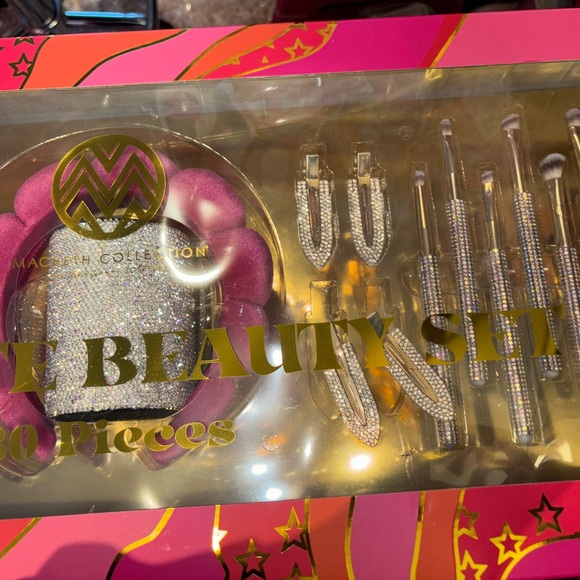 30 piece Rhinestone brush set - Picture 12 of 13